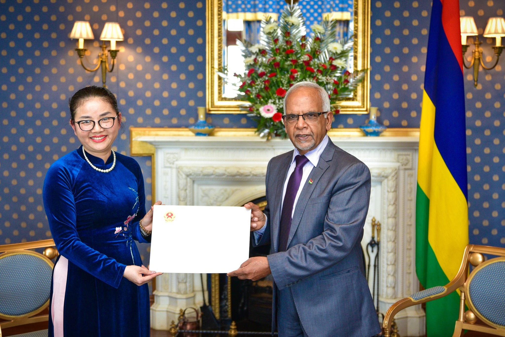 Ambassador of Vietnam presents credentials to President Gokhool