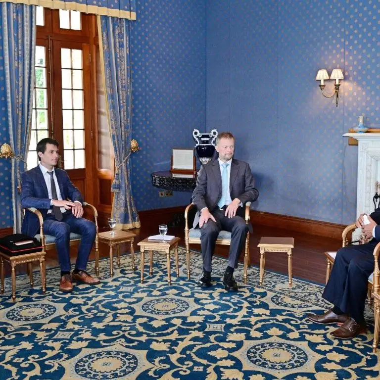 654871656_122178433952749960_5187602880466254609_n